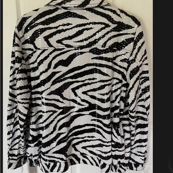 Alfred Dunner Women Zebra print Jacket, Size 14 - Picture 4 of 14